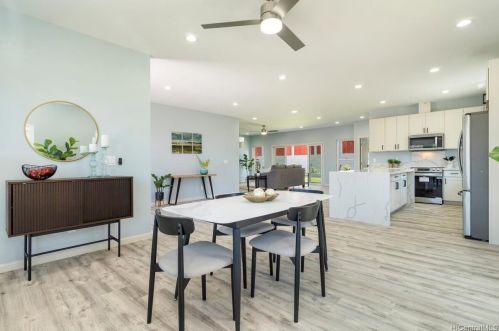 1743 Aupuni St, Honolulu, HI 96817-1932