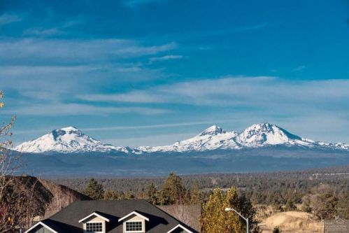 4144 Salmon Pl, Eagle Crest OR  97756-7634 exterior