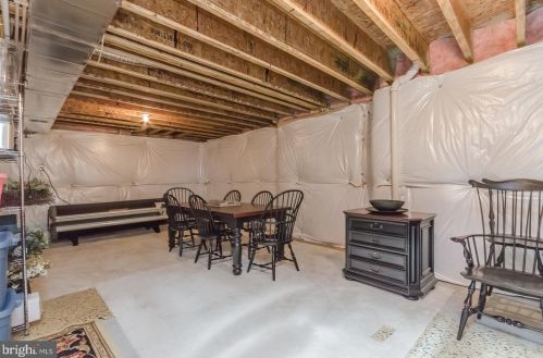 169 Colonial Dr, Charles Town WV 25414-4920 exterior