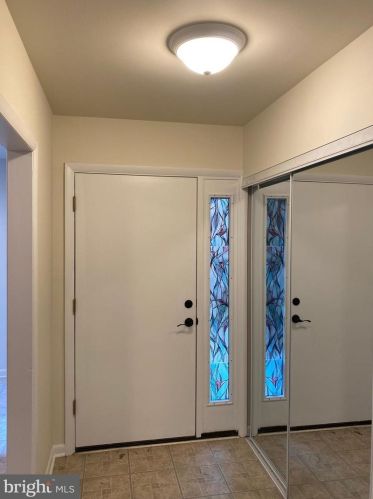 10579 Twin Rivers Rd, Columbia MD  21044-2122 exterior