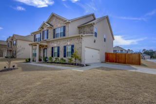7703 Wrotham Cir, Atlanta, GA 30349-8149