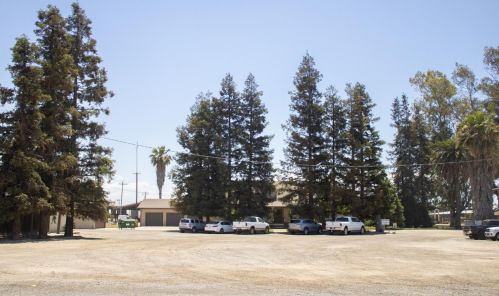 18637 Bradbury Rd, Turlock, CA 95380-9606