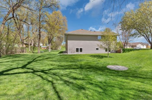 840 Colorado Cir, Cedar Mills, MN 55350-1440