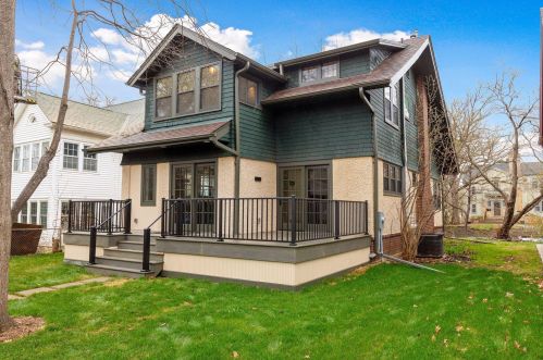 3432 Holmes Ave, Minneapolis, MN 55408-3844