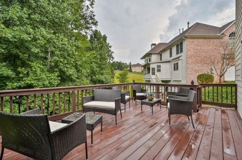 2468 Hughes Ct, Atlanta GA  30331-7896 exterior