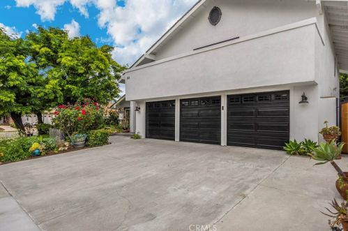 501 Apache Dr, Placentia, CA 92870-1522