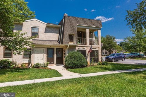 85 Valleybrook Dr, Lancaster PA  17601-4612 exterior