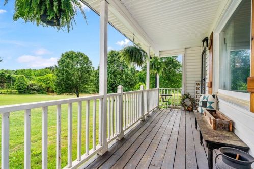 301 Camp Rd, Big Canoe GA  30143-4305 exterior