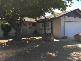 2931 Winery Ave, Clovis, CA 93612-4612