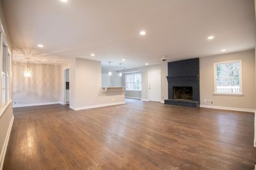 4422 Lakeridge Cir, Atlanta, GA 30331-6705