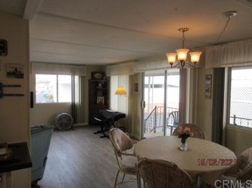88 Pheasant Ln, Oceanside, CA 92057-6419