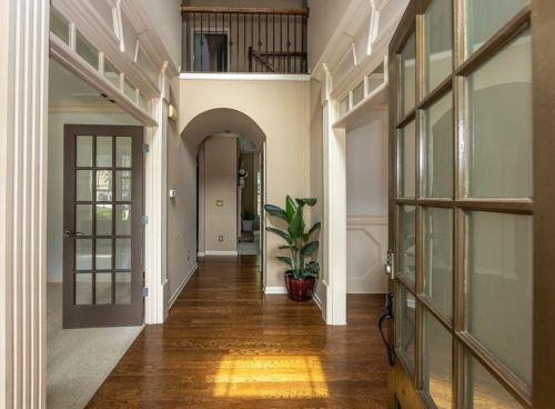 3233 Little Bear Ln, Buford, GA 30519-8916
