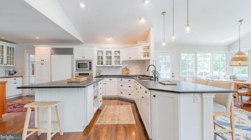 8 Nelson Rdg Rd, Princeton NJ  08540-7426 exterior