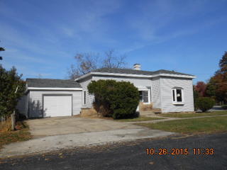 204 Hutchinson St, Alden, IL 60033-2715