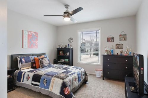 1704 Brant Cir, Saint Paul MN  55122-2290 exterior