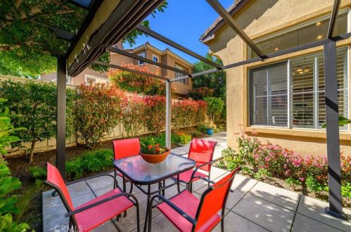 22 Del Ventura, Irvine CA  92606-8857 exterior