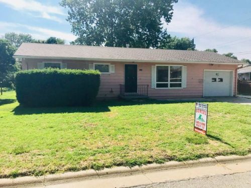 1112 Archer St, Ames, KS 66901-4430