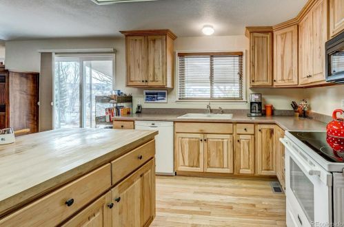 23502 Glenmoor Dr, Parker CO 80138-3111 exterior