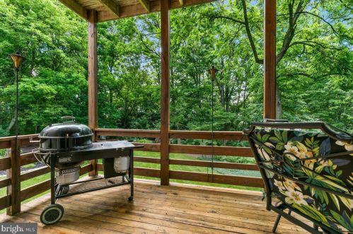 104 Cliff Ave, Lancaster PA  17602-4700 exterior