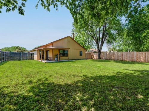 4753 Rose Of Sharon Ln, Fort Worth TX  76137-2326 exterior