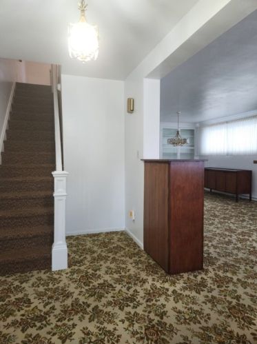 153 Hamilton Ave, Vandergrift, PA 15690-1165