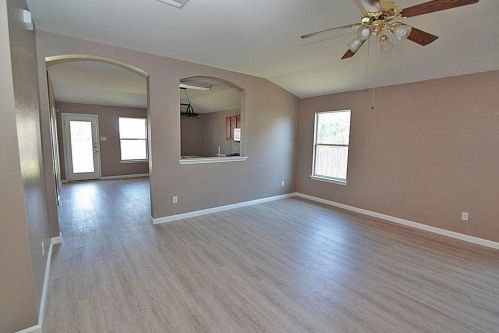 12809 Wayne Spur Ln, Webberville TX  78621-5987 exterior