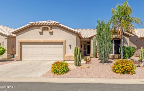 11555 Bighorn Ct, Sun City, AZ 85378-2572