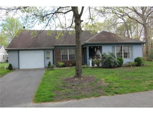 517 Petunia Ln, Lakehurst, NJ 08759-4319
