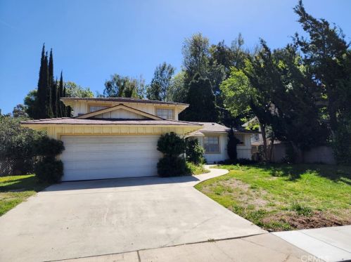 2524 Deerpark Dr, Fullerton, CA 92835-3004