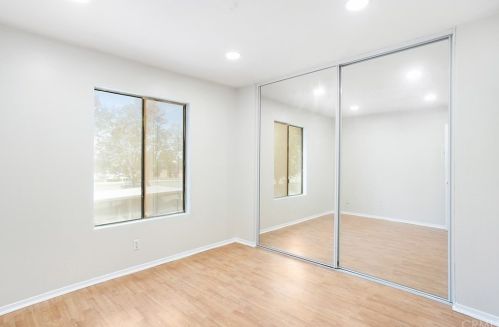 112 Streamwood, Irvine CA  92620-1945 exterior