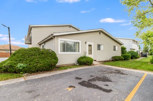 1111 Gael Dr, Joliet, IL 60435-3088