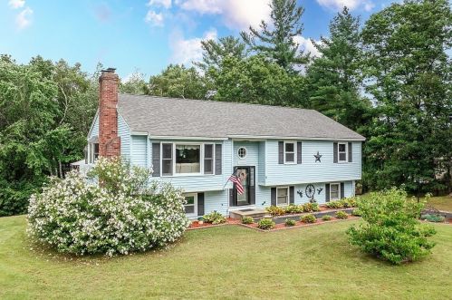 8 Towne Dr, Derry, NH 03038-4206
