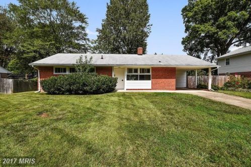 7406 Inzer St, Springfield VA  22151-2921 exterior