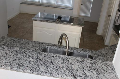 1616 Blackstone Dr, Carrollton TX  75007-5121 exterior