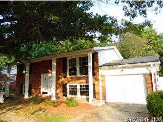 4703 Village Dr, Godfrey, IL 62035-1324