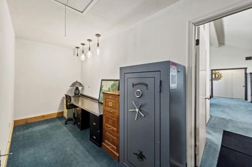 183 Blisard Rd, Webberville TX 78621-5018 exterior