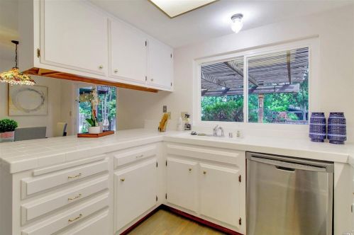 951 San Simeon Dr, Concord CA  94518-2158 exterior