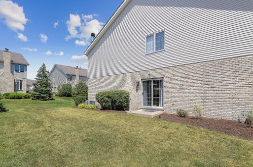 12774 Cheiftain Ct, Lemont IL  60439-7305 exterior