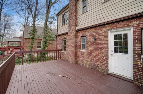 2033 Dallas Ave, Cincinnati OH  45239-4752 exterior