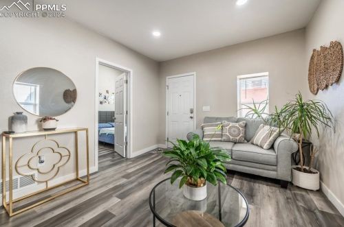 1232 Cedar St, Pueblo CO  81004-2922 exterior