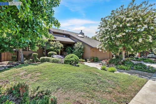 1751 Old Tower Rd, Livermore, CA 94550-5654