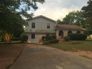 963 Northridge Dr, Conyers, GA 30012-4030