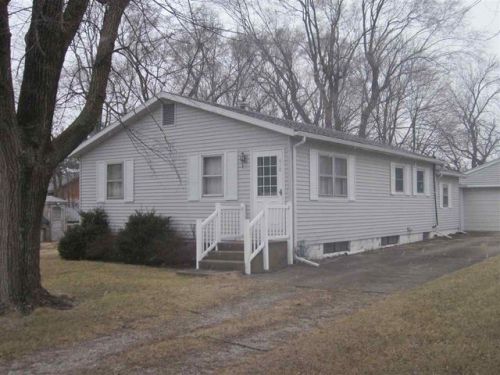 410 Mason St, Biggs, IL 62633-7006