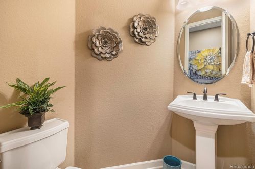 22007 Rowland Dr, Denver CO 80016-6191 exterior