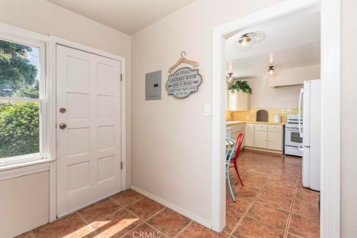 512 Bush St, Anaheim CA  92805-2116 exterior