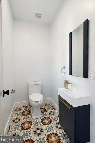 5409 Larchwood Ave, Philadelphia PA 19143-1907 exterior