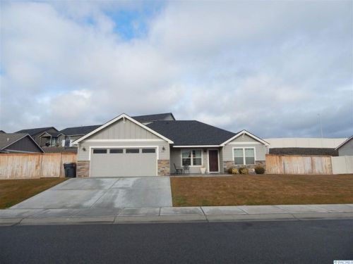 5511 Pimlico Dr, Pasco, WA 99301-6032