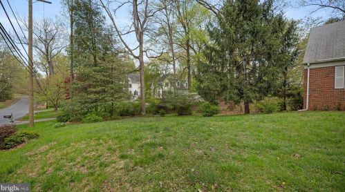 706 Stonington Rd, Silver Spring MD 20902-1547 exterior