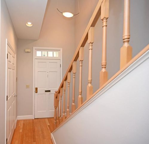 2102 Alpine Pl, Cincinnati OH  45206-2603 exterior