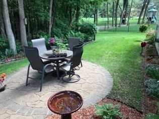 1252 Bucher Ave, Saint Paul MN  55126-8436 exterior